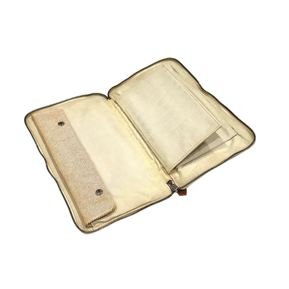 Hermès Herline Zip-Around Wallet - Picture 8 of 14